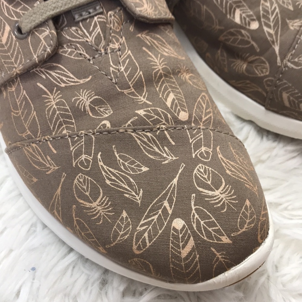 Toms Golden Feather Sneakers - Picture 3 of 9